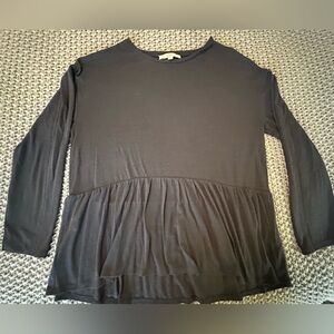 Loft super soft long sleeve top with ruffled bottom